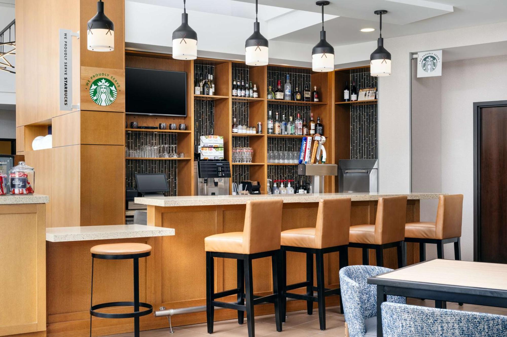 Hyatt Place Canton Lake Cable Εξωτερικό φωτογραφία